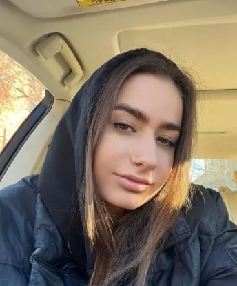 Инесса, 18